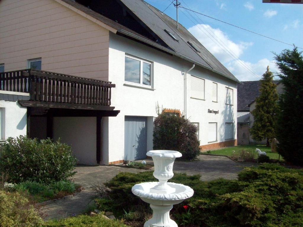 Haus Irmgard Villa Schlierschied ภายนอก รูปภาพ